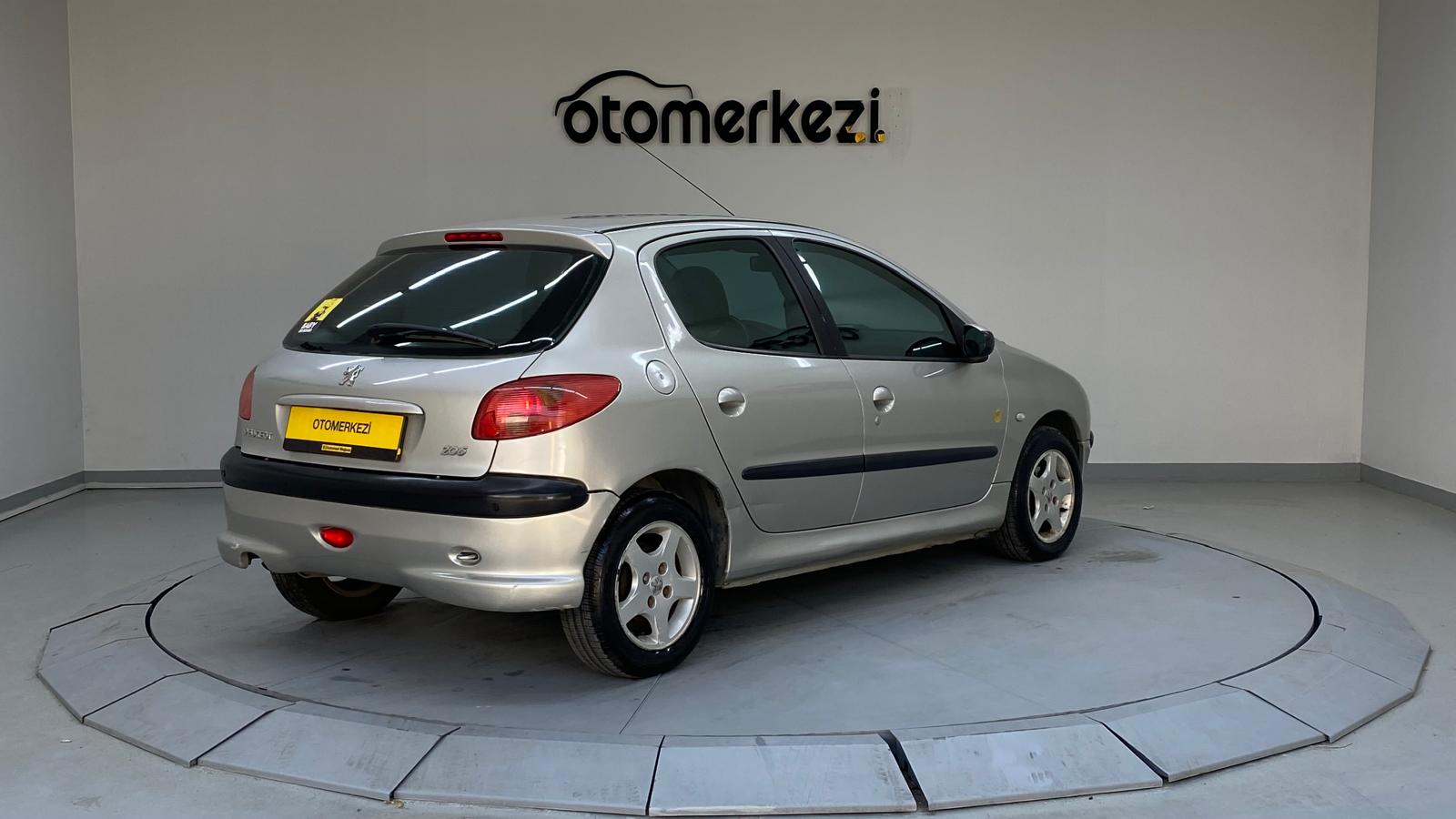 PEUGEOT 206 9
